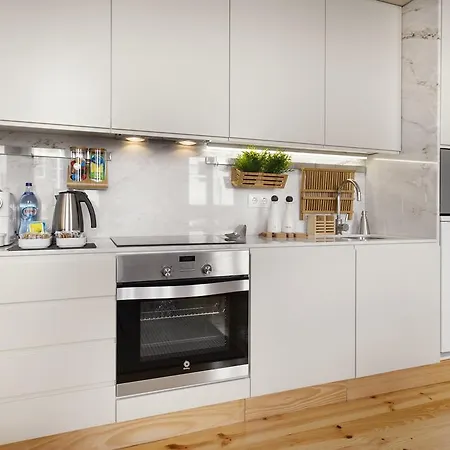 4j's Apartment *